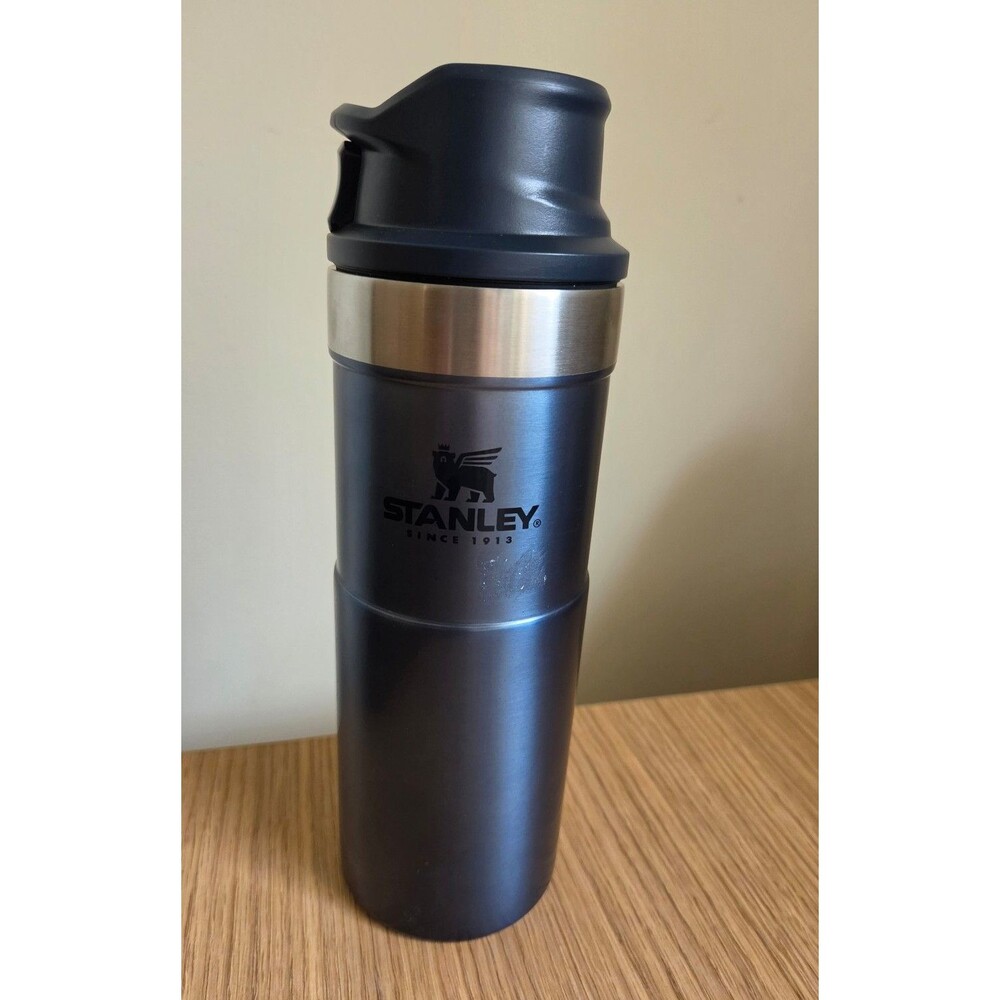 Stanley Classic Trigger-Action Travel Mug in Dark Blue 16oz